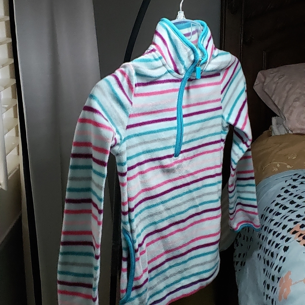 Girls fleece pullover top